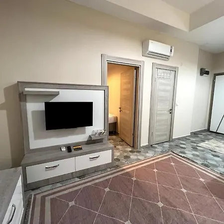 Basement Floor, Konforlu, Ferah, Genis 1+1 '24'