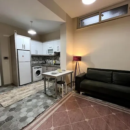Апартаменты Basement Floor, Konforlu, Ferah, Genis 1+1 '24' *