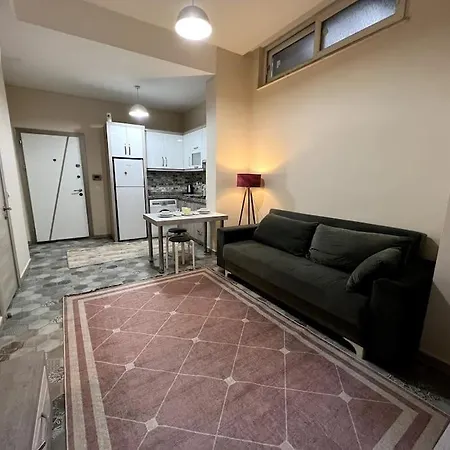 Basement Floor, Konforlu, Ferah, Genis 1+1 '24'